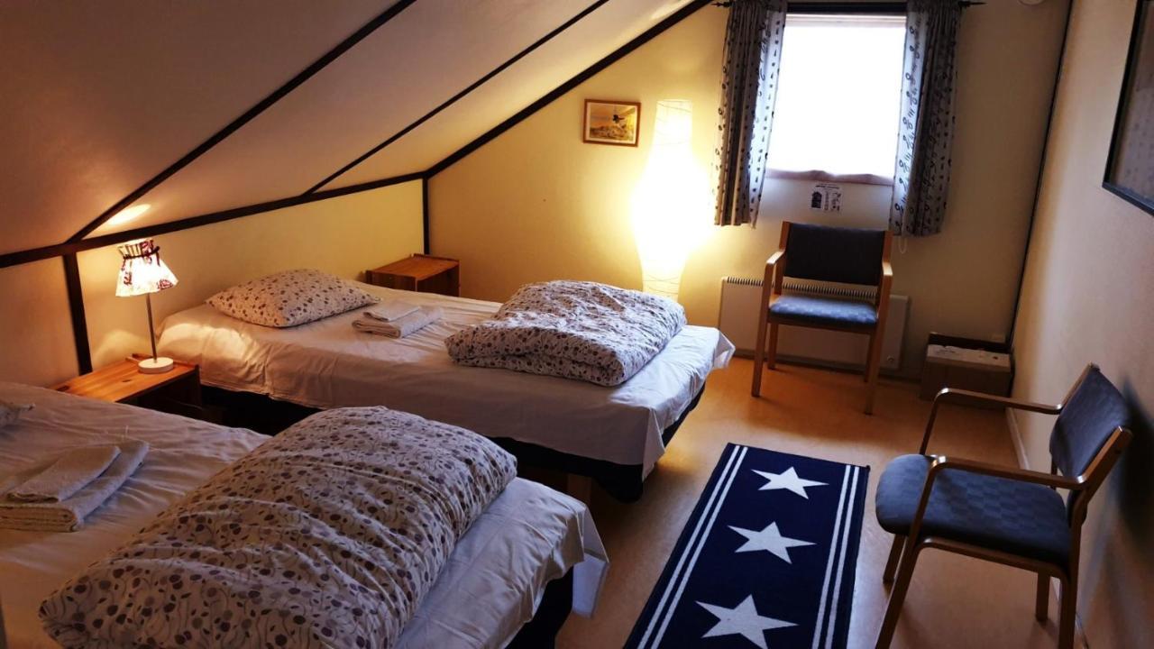 Twister 53 Hotel Sparreholm Bagian luar foto