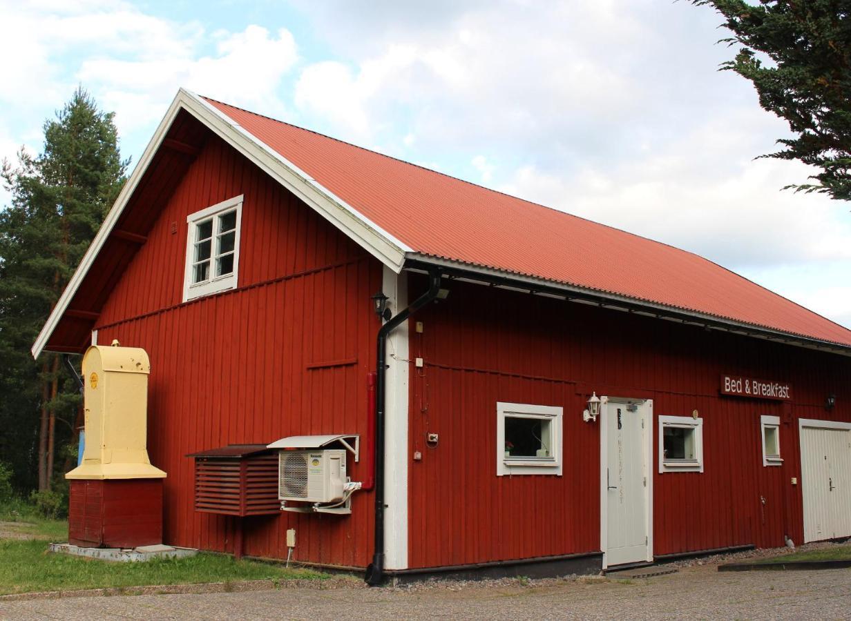 Twister 53 Hotel Sparreholm Bagian luar foto