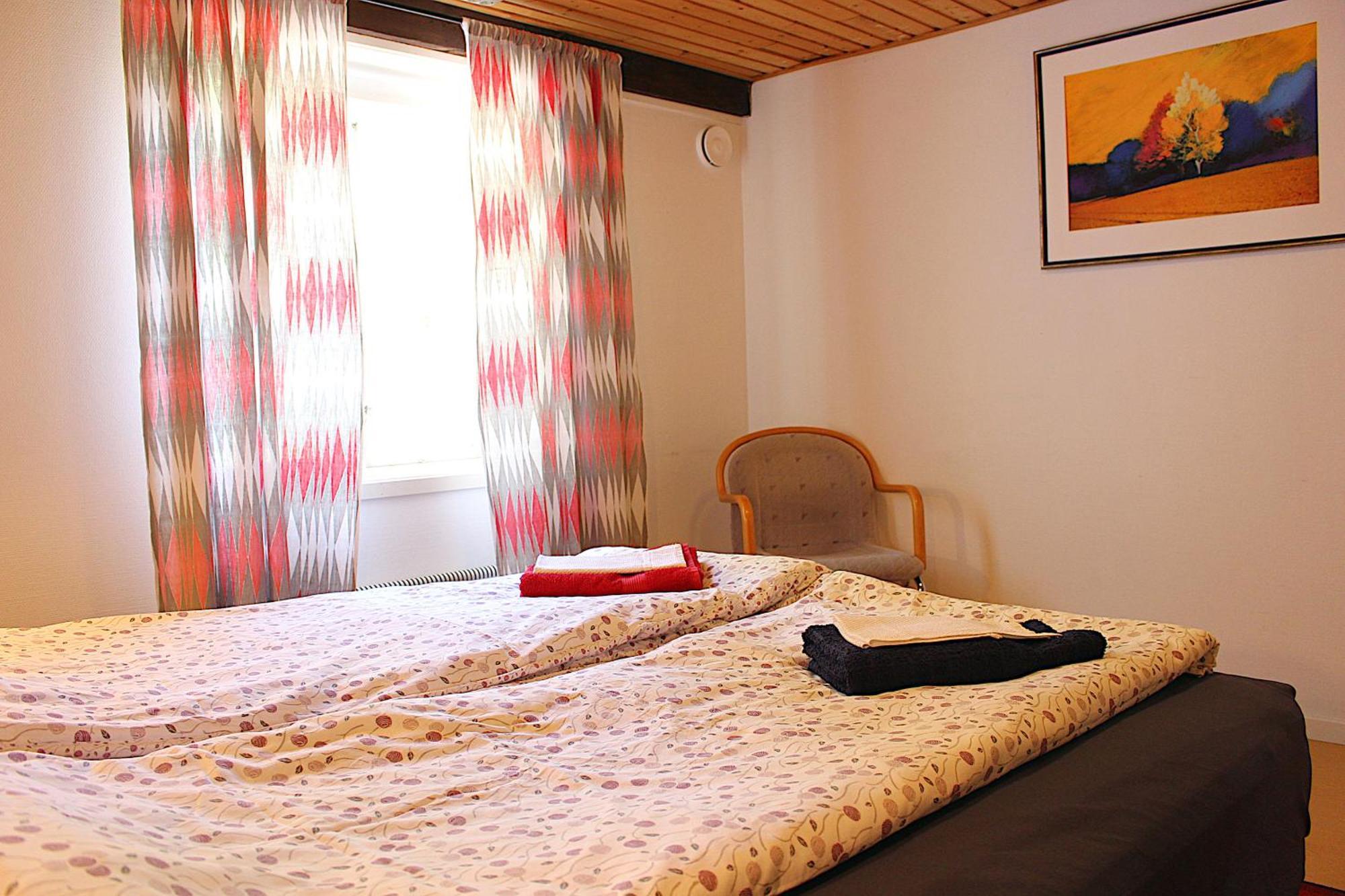 Twister 53 Hotel Sparreholm Bagian luar foto